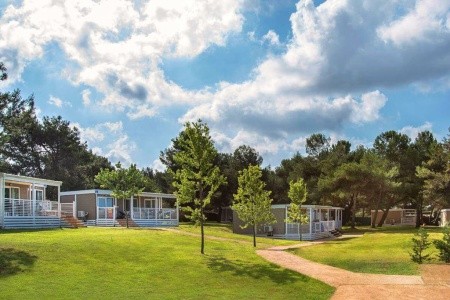 Camping Bi Village