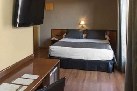 Španielsko Barcelona Catalonia Castellnou 15 dňový pobyt Raňajky Letecky Letisko: Praha September 2025 (14/09/25-28/09/25)