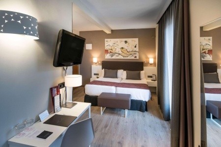 Španielsko Barcelona Catalonia Castellnou 15 dňový pobyt Raňajky Letecky Letisko: Praha September 2025 (14/09/25-28/09/25)