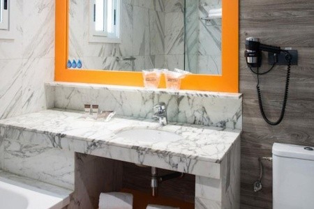 Španielsko Barcelona Catalonia Mikado 10 dňový pobyt Raňajky Letecky Letisko: Praha October 2025 (11/10/25-20/10/25)