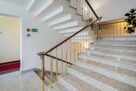 Chorvátsko Makarská riviéra Villa Bacchus 9 dňový pobyt Raňajky Letecky Letisko: Praha September 2025 (25/09/25- 3/10/25)