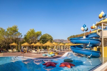 Chorvátsko Hvar Valamar Trim Sunny Apartments 12 dňový pobyt Polpenzia Letecky Letisko: Praha August 2025 (20/08/25-31/08/25)