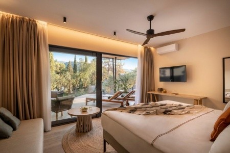 Chorvátsko Hvar Valamar Trim Sunny Apartments 12 dňový pobyt Polpenzia Letecky Letisko: Praha August 2025 (20/08/25-31/08/25)