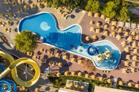 Chorvátsko Hvar Valamar Trim Sunny Apartments 12 dňový pobyt Polpenzia Letecky Letisko: Praha August 2025 (20/08/25-31/08/25)