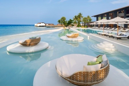 Maldivy  The Westin Maldives Miriandhoo Resort 10 dňový pobyt Raňajky Letecky Letisko: Praha December 2026 (12/12/26-21/12/26)