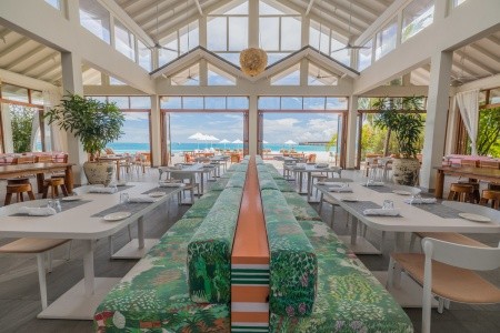 Maldivy  The Standard Maldives 9 dňový pobyt Polpenzia Letecky Letisko: Praha March 2026 (19/03/26-27/03/26)