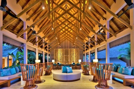Emerald Faarufushi Resort & Spa - 3