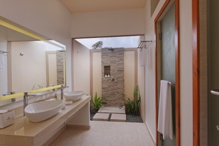 Brennia Kottefaru Resort (Raa Atol) - 12