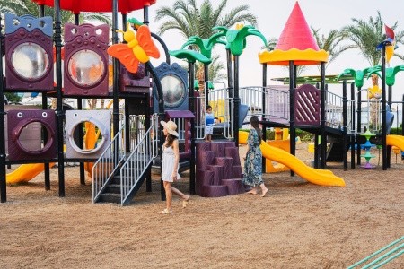 Egypt Hurghada Titanic Beach Spa & Aquapark 8 dňový pobyt Ultra All inclusive Letecky Letisko: Praha January 2026 (21/01/26-28/01/26)