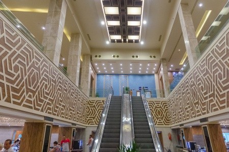 Egypt Hurghada Titanic Royal Resort 11 dňový pobyt Ultra All inclusive Letecky Letisko: Viedeň May 2026 (14/05/26-24/05/26)