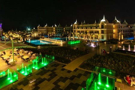 Egypt Hurghada Titanic Royal Resort 11 dňový pobyt Ultra All inclusive Letecky Letisko: Viedeň May 2026 (14/05/26-24/05/26)