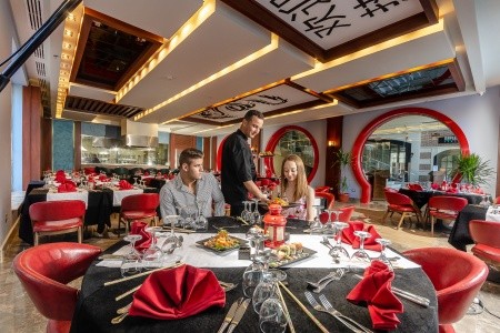 Egypt Hurghada Titanic Royal Resort 11 dňový pobyt Ultra All inclusive Letecky Letisko: Viedeň May 2026 (14/05/26-24/05/26)