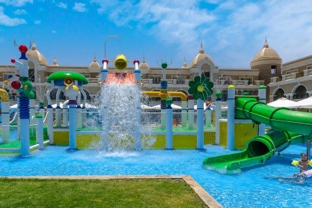 Egypt Hurghada Titanic Royal Resort 11 dňový pobyt Ultra All inclusive Letecky Letisko: Viedeň May 2026 (14/05/26-24/05/26)