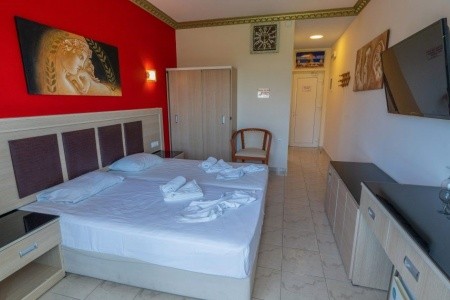 Grecian Fantasia Resort - 9