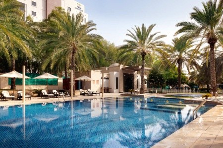 Omán Muscat Sheraton Oman 11 dňový pobyt Raňajky Letecky Letisko: Viedeň November 2025 (23/11/25- 3/12/25)