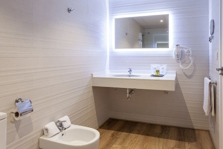 Španielsko Andalúzia Alay 5 dňový pobyt Raňajky Letecky Letisko: Ostrava June 2026 ( 6/06/26-10/06/26)