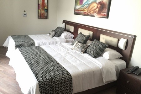 Cyprus Larnaca Livadhiotis 6 dňový pobyt Raňajky Letecky Letisko: Viedeň December 2025 (26/12/25-31/12/26)