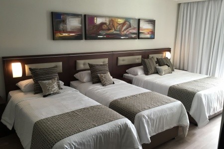 Cyprus Larnaca Livadhiotis 6 dňový pobyt Raňajky Letecky Letisko: Viedeň December 2025 (26/12/25-31/12/26)