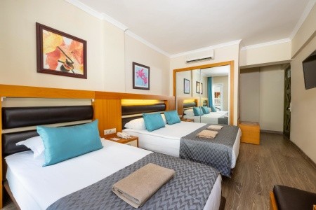 Crystal Flora Beach Resort - 131