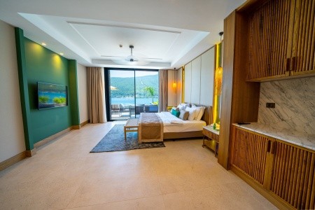 La Blanche Island - 39