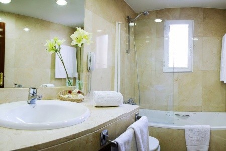 Španielsko Madrid Emperador Hotel Madrid 11 dňový pobyt Raňajky Letecky Letisko: Praha October 2025 (28/10/25- 7/11/25)