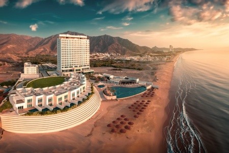 Spojené arabské emiráty Fujairah Royal M Al Aqah Beach Hotel & Resort 9 dňový pobyt All Inclusive Letecky Letisko: Praha June 2026 ( 4/06/26-12/06/26)