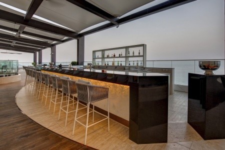 Spojené arabské emiráty Fujairah Royal M Al Aqah Beach Hotel & Resort 9 dňový pobyt All Inclusive Letecky Letisko: Praha June 2026 ( 4/06/26-12/06/26)