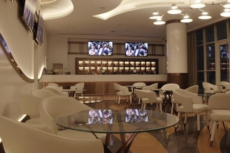 Spojené arabské emiráty Fujairah Royal M Al Aqah Beach Hotel & Resort 9 dňový pobyt All Inclusive Letecky Letisko: Praha June 2026 ( 4/06/26-12/06/26)