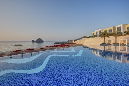 Spojené arabské emiráty Fujairah Royal M Al Aqah Beach Hotel & Resort 9 dňový pobyt All Inclusive Letecky Letisko: Praha June 2026 ( 4/06/26-12/06/26)