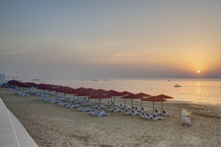 Spojené arabské emiráty Fujairah Royal M Al Aqah Beach Hotel & Resort 9 dňový pobyt All Inclusive Letecky Letisko: Praha June 2026 ( 4/06/26-12/06/26)