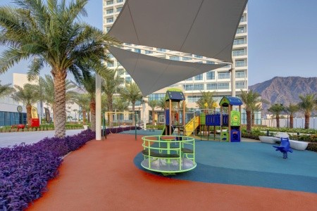 Spojené arabské emiráty Fujairah Royal M Al Aqah Beach Hotel & Resort 9 dňový pobyt All Inclusive Letecky Letisko: Praha June 2026 ( 4/06/26-12/06/26)