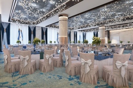 Spojené arabské emiráty Fujairah Royal M Al Aqah Beach Hotel & Resort 9 dňový pobyt All Inclusive Letecky Letisko: Praha June 2026 ( 4/06/26-12/06/26)