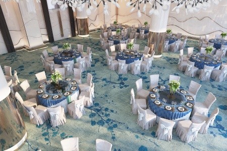 Spojené arabské emiráty Fujairah Royal M Al Aqah Beach Hotel & Resort 9 dňový pobyt All Inclusive Letecky Letisko: Praha June 2026 ( 4/06/26-12/06/26)