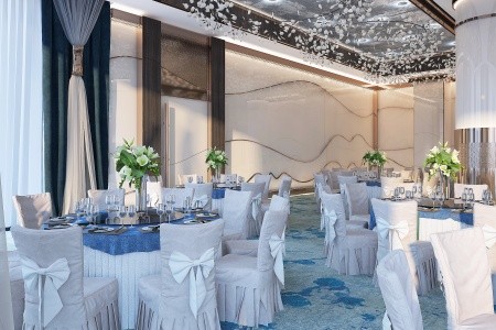 Spojené arabské emiráty Fujairah Royal M Al Aqah Beach Hotel & Resort 9 dňový pobyt All Inclusive Letecky Letisko: Praha June 2026 ( 4/06/26-12/06/26)