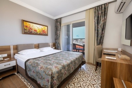 Crystal Aura Beach Resort & Spa - 127