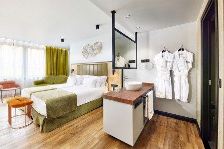 Maďarsko Budapešť a okolie Barcelo Budapest 6 dňový pobyt Raňajky Vlastná August 2026 ( 1/08/26- 6/08/26)