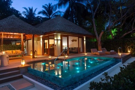 Maldivy Severný Atol Male Baros Maldives 10 dňový pobyt Polpenzia Letecky Letisko: Praha September 2026 (13/09/26-22/09/26)