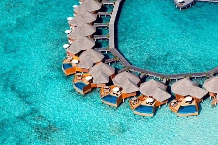 Maldivy Severný Atol Male Baros Maldives 10 dňový pobyt Polpenzia Letecky Letisko: Praha September 2026 (13/09/26-22/09/26)