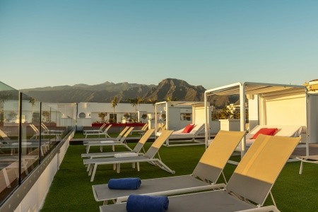 Kanárske ostrovy Tenerife Alexandre La Siesta 8 dňový pobyt Raňajky Letecky Letisko: Budapešť March 2026 (16/03/26-23/03/26)