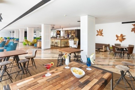 Kanárske ostrovy Tenerife Alexandre La Siesta 8 dňový pobyt Raňajky Letecky Letisko: Budapešť March 2026 (16/03/26-23/03/26)