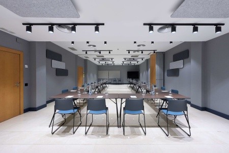 Španielsko Barcelona Nh La Maquinista 9 dňový pobyt Raňajky Letecky Letisko: Praha October 2025 (21/10/25-29/10/25)