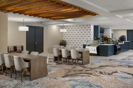 Hilton Whistler Resort & Spa - 54
