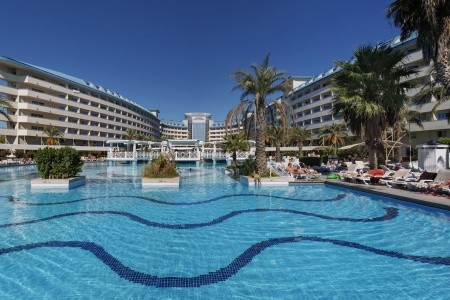 Turecko Turecká riviéra Crystal Admiral Resort & Spa 7 dňový pobyt Ultra All inclusive Letecky Letisko: Praha June 2026 ( 5/06/26-11/06/26)