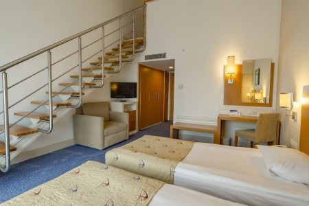 Turecko Turecká riviéra Crystal Admiral Resort & Spa 7 dňový pobyt Ultra All inclusive Letecky Letisko: Praha June 2026 ( 5/06/26-11/06/26)