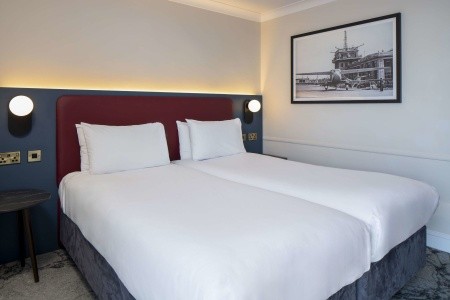 London Croydon Aerodrome Bw Signature Collection - 38