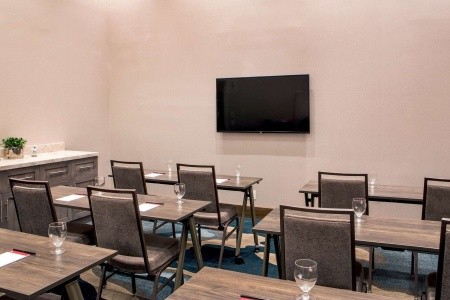 USA New York Hilton Garden Inn Nyc Financial Center / Manhattan Downtown 11 dňový pobyt Raňajky Letecky Letisko: Viedeň September 2025 (30/09/25-10/10/25)