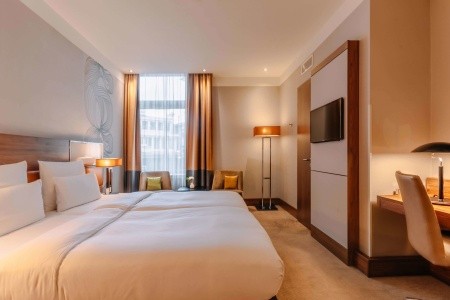 Nemecko Hamburg Reichshof Hamburg, Curio Collection By Hilton 4 dňový pobyt Bez stravy Vlastná March 2026 ( 4/03/26- 7/03/26)