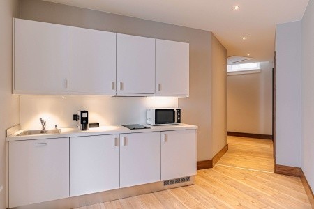 Nemecko Hamburg Reichshof Hamburg, Curio Collection By Hilton 4 dňový pobyt Bez stravy Vlastná March 2026 ( 4/03/26- 7/03/26)