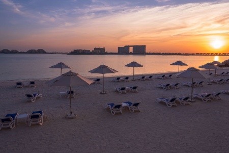 Spojené arabské emiráty Ras Al Khaimah Radisson Resort Ras Al Khaimah Marjan Island 9 dňový pobyt Polpenzia Letecky Letisko: Praha October 2026 ( 3/10/26-11/10/26)