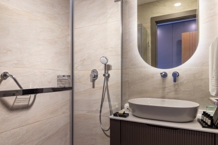 Unique Lifestyle Hotel - 172